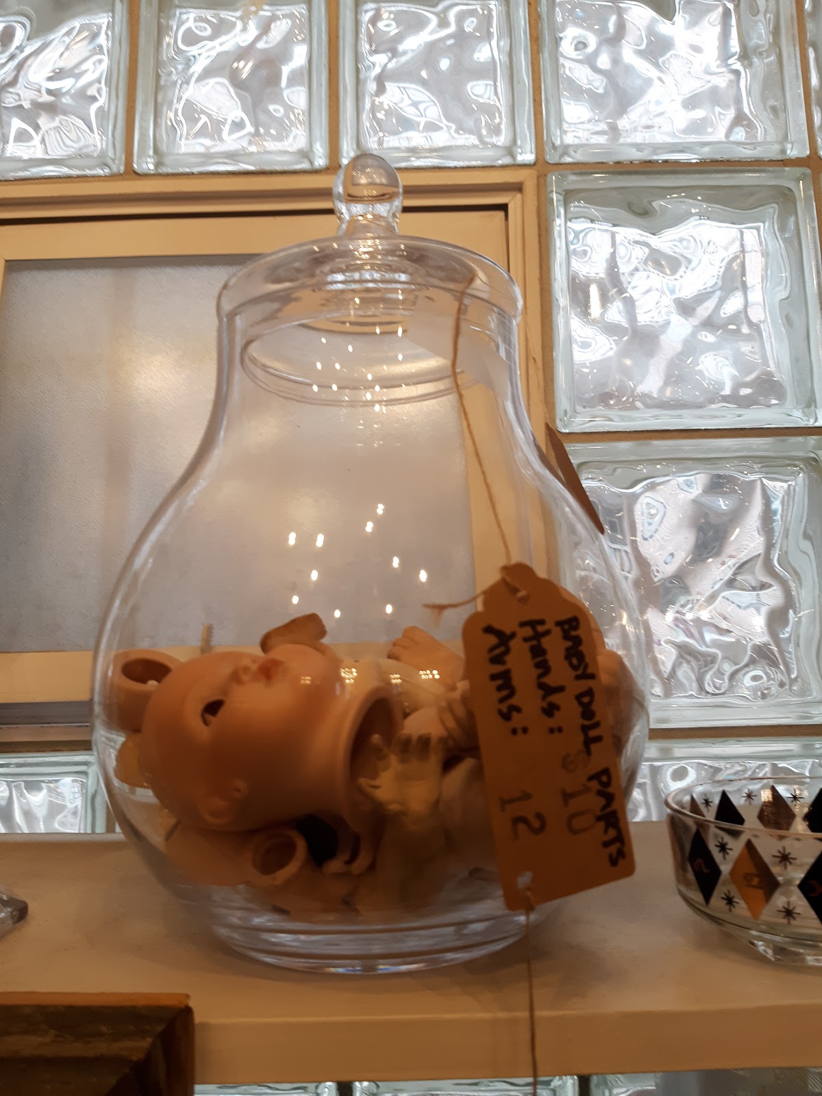 Andy's Art Antiques & Oddities, LLC
