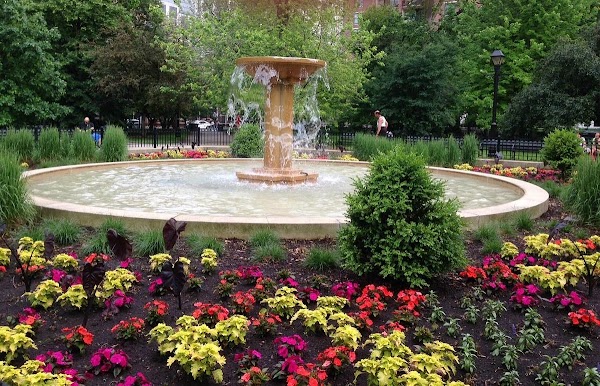 Washington Square Park