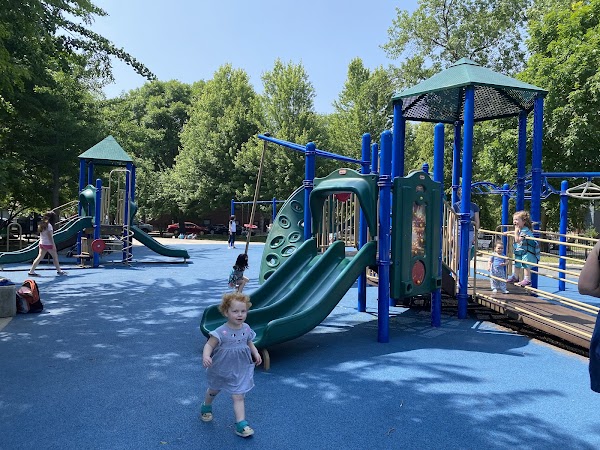 Winnemac Park Playground